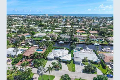1020 SE 12th Terrace SE, Deerfield Beach, FL 33441 - Photo 4