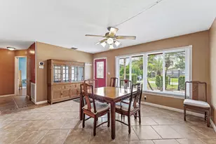 740 Caroline Ave, West Palm Beach, FL 33413 - Photo 8