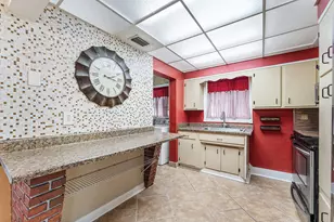 740 Caroline Ave, West Palm Beach, FL 33413 - Photo 14