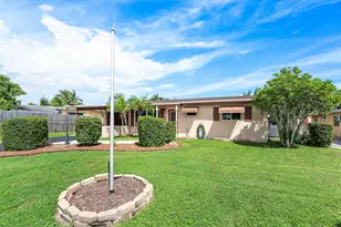 740 Caroline Ave, West Palm Beach, FL 33413 - Photo 2
