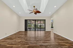 835 Ivy Dr, Wellington, FL 33414 - Photo 4