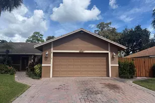 835 Ivy Dr, Wellington, FL 33414 - Photo 1
