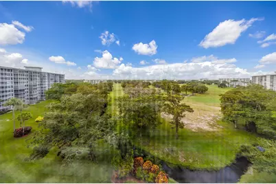 625 Oaks Drive #802, Pompano Beach, FL 33069 - Photo 24