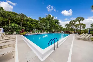 625 Oaks Dr, Pompano Beach, FL 33069 - Photo 28