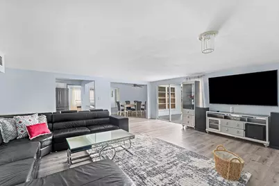 742 Laurel Drive, West Palm Beach, FL 33403 - Photo 10