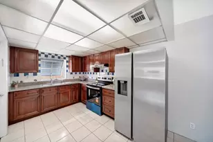 310 SW 78th Terrace, North Lauderdale, FL 33068 - Photo 16