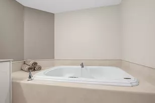 411 N New River Dr E, Fort Lauderdale, FL 33301 - Photo 22