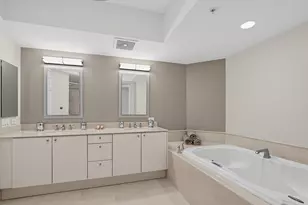 411 N New River Dr E, Fort Lauderdale, FL 33301 - Photo 22