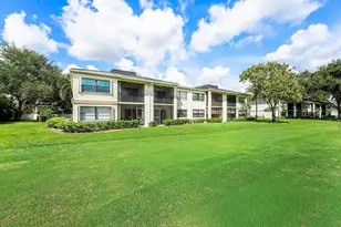 12790 Briarlake Dr, Palm Beach Gardens, FL 33418 - Photo 4