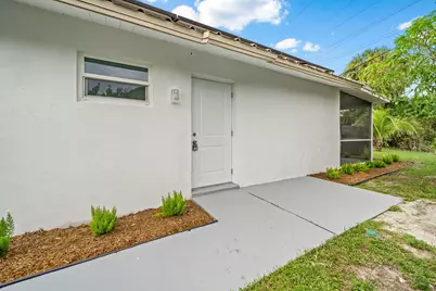 5965 Caribbean Boulevard, West Palm Beach, FL 33407 - Photo 12