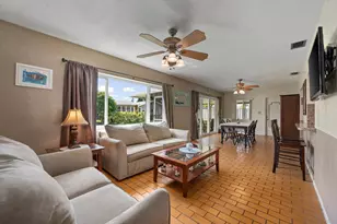 9704 NW 67th St, Tamarac, FL 33321 - Photo 4