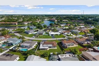 9704 NW 67th Street, Tamarac, FL 33321 - Photo 38