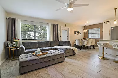 136 Tuscany B, Delray Beach, FL 33446 - Photo 2
