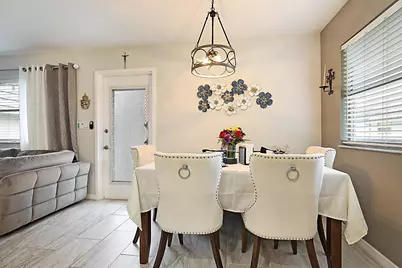 136 Tuscany B, Delray Beach, FL 33446 - Photo 8