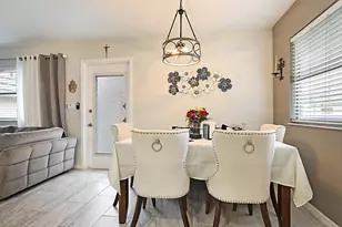 136 Tuscany B, Delray Beach, FL 33446 - Photo 8
