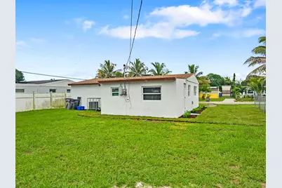 5295 Helene Place, West Palm Beach, FL 33407 - Photo 22