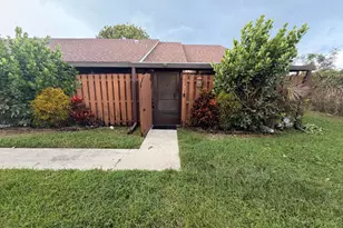 534 Springdale Cir, Palm Springs, FL 33461 - Photo 1