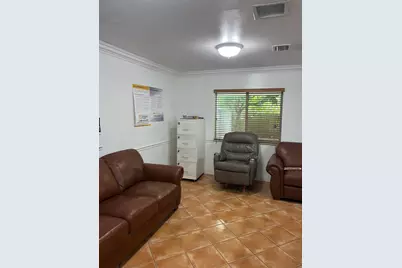 8950 SW 215th Terrace, Cutler Bay, FL 33189 - Photo 2