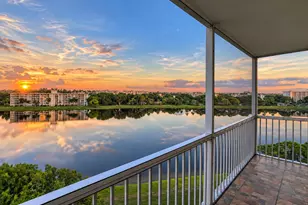 2940 N Course Dr, Pompano Beach, FL 33069 - Photo 14