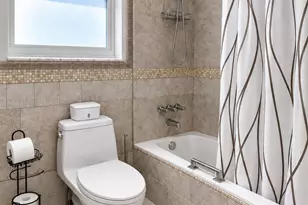 2940 N Course Dr, Pompano Beach, FL 33069 - Photo 26