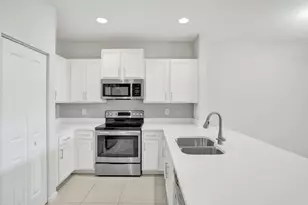 4234 N Dixie Hwy, Oakland Park, FL 33334 - Photo 10