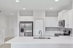 4234 N Dixie Hwy, Oakland Park, FL 33334 - Photo 8