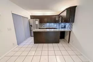 2552 SW 15th St, Deerfield Beach, FL 33442 - Photo 6