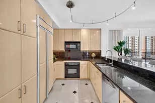100 S Birch Rd, Fort Lauderdale, FL 33316 - Photo 36