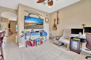 2851 W Prospect Rd, Tamarac, FL 33309 - Photo 12