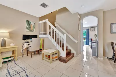 2851 W Prospect Road #1209, Tamarac, FL 33309 - Photo 2