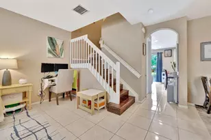 2851 W Prospect Rd, Tamarac, FL 33309 - Photo 2