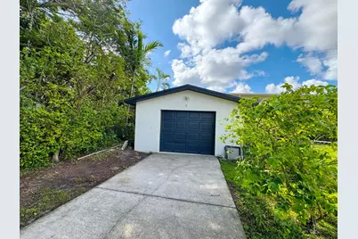 133 SE 2nd Street, Dania Beach, FL 33004 - Photo 8