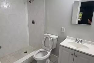 313 SW 1st Ct, Pompano Beach, FL 33060 - Photo 16