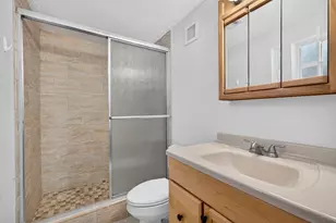 391 SE 6th Ct, Pompano Beach, FL 33060 - Photo 18