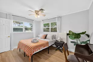 391 SE 6th Ct, Pompano Beach, FL 33060 - Photo 24