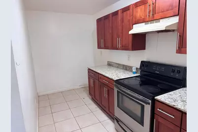 635 NW 22nd Road, Fort Lauderdale, FL 33311 - Photo 4