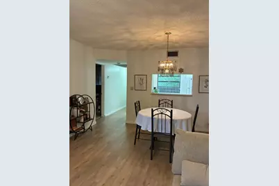 1000 Colony Point Circle #404, Pembroke Pines, FL 33026 - Photo 1