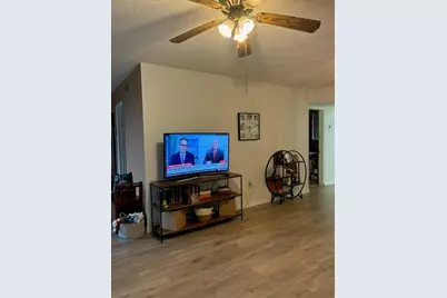 1000 Colony Point Circle #404, Pembroke Pines, FL 33026 - Photo 4