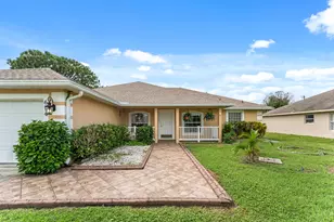 674 SW Lucero Dr, Port Saint Lucie, FL 34983 - Photo 10