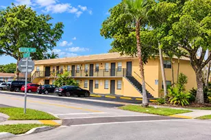 1401 NE 17th Ct, Fort Lauderdale, FL 33305 - Photo 4