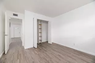 1401 NE 17th Ct, Fort Lauderdale, FL 33305 - Photo 12