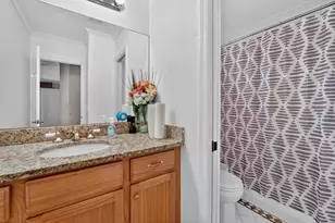 672 Gazetta Way, West Palm Beach, FL 33413 - Photo 42