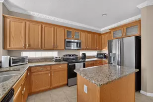 672 Gazetta Way, West Palm Beach, FL 33413 - Photo 24