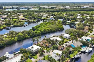 690 SW Salerno Rd, Stuart, FL 34997 - Photo 24