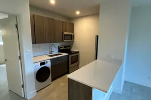 1273 NE 38th St, Oakland Park, FL 33334 - Photo 4
