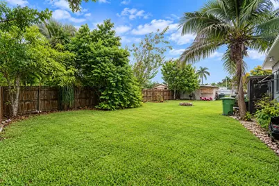 465 NW 16th Street, Homestead, FL 33030 - Photo 4