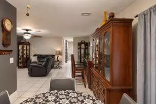465 NW 16th St, Homestead, FL 33030 - Photo 12