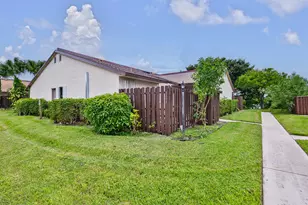 3402 Waterview Cir, Palm Springs, FL 33461 - Photo 40