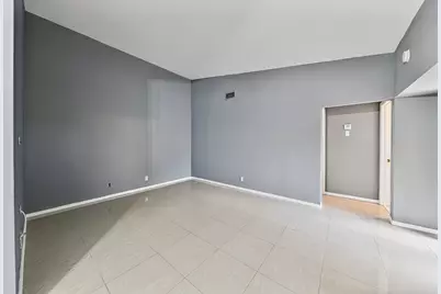 3402 Waterview Circle #B, Palm Springs, FL 33461 - Photo 10