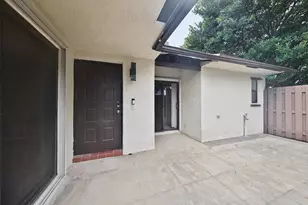 3402 Waterview Cir, Palm Springs, FL 33461 - Photo 1